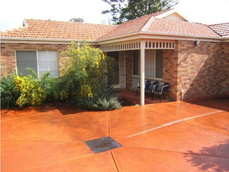 2/11 Turner Road, Langwarrin VIC 3910