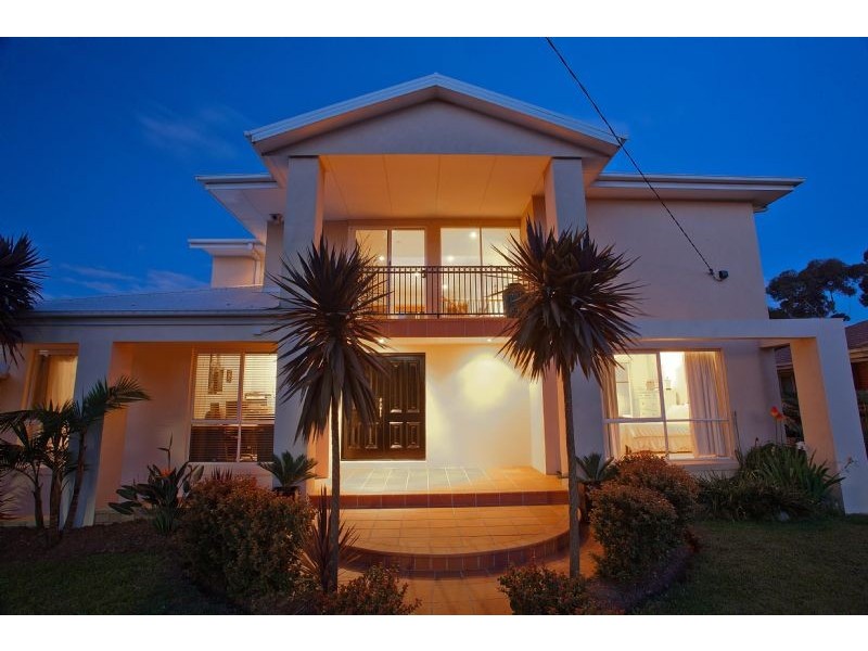 37 Mount Erin Crescent, Frankston South VIC 3199