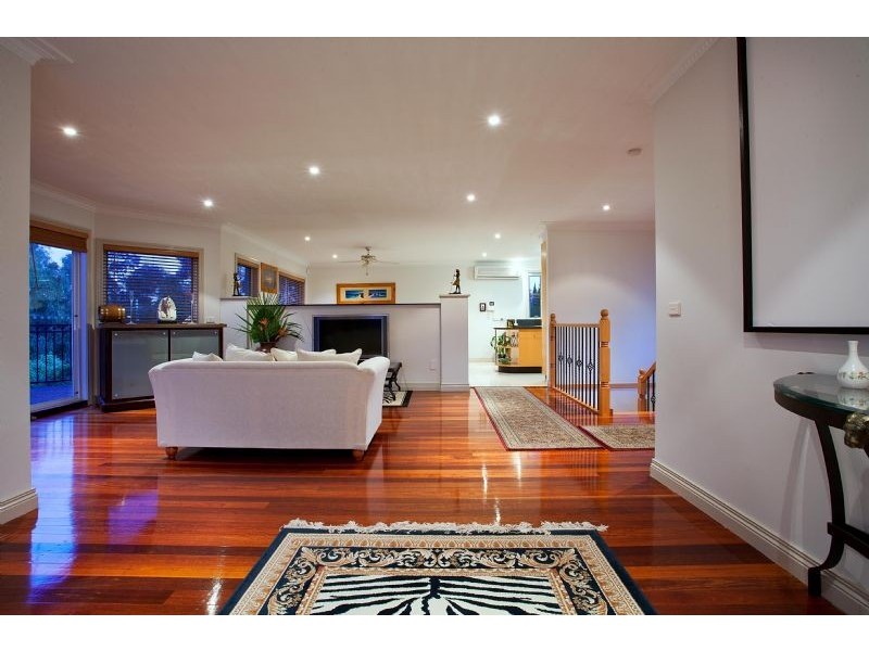 37 Mount Erin Crescent, Frankston South VIC 3199