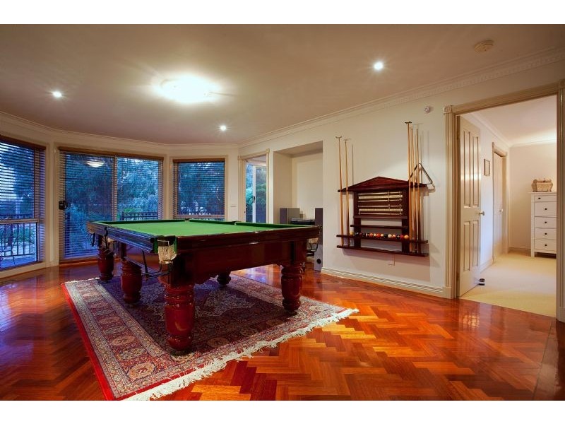 37 Mount Erin Crescent, Frankston South VIC 3199