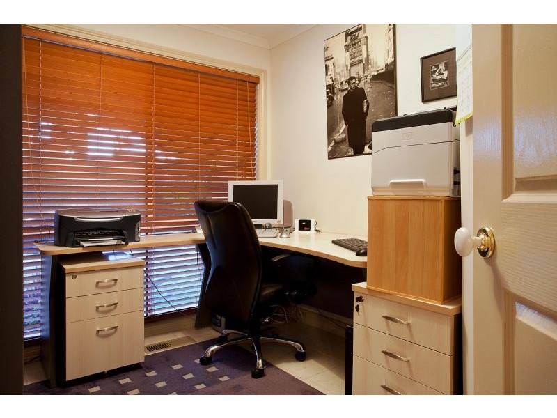 37 Mount Erin Crescent, Frankston South VIC 3199