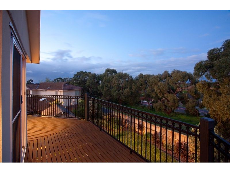 37 Mount Erin Crescent, Frankston South VIC 3199