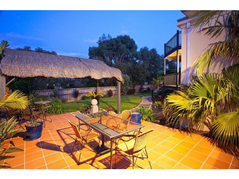 37 Mount Erin Crescent, Frankston South VIC 3199