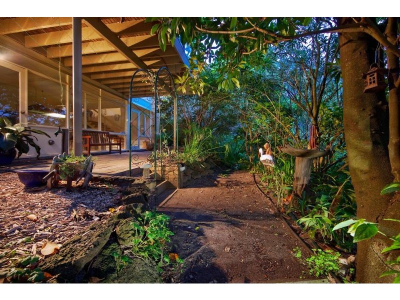 15 Plummer Avenue, Frankston South VIC 3199