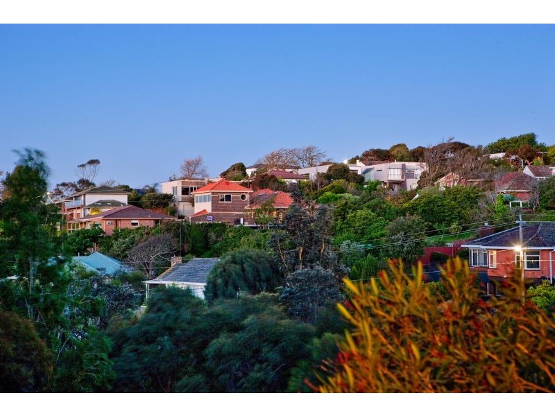 15 Plummer Avenue, Frankston South VIC 3199