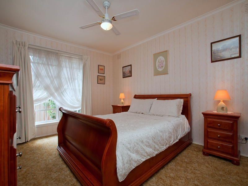 15 GOLF LINKS RD., Frankston VIC 3199