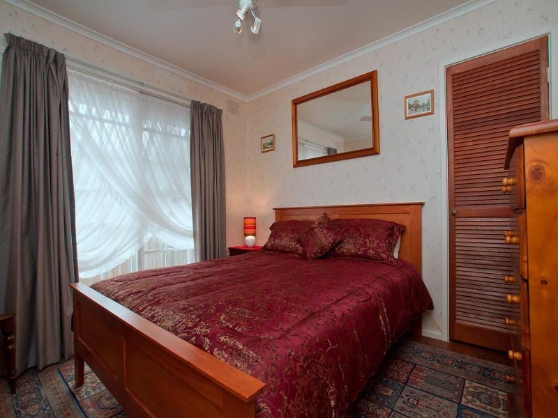 15 GOLF LINKS RD., Frankston VIC 3199