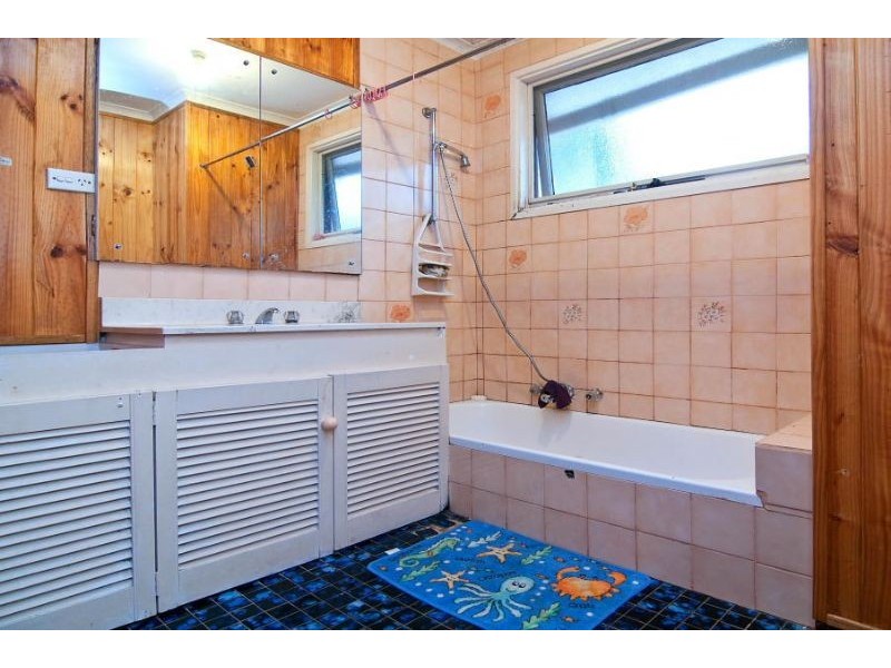 56 Frank Street, Frankston VIC 3199