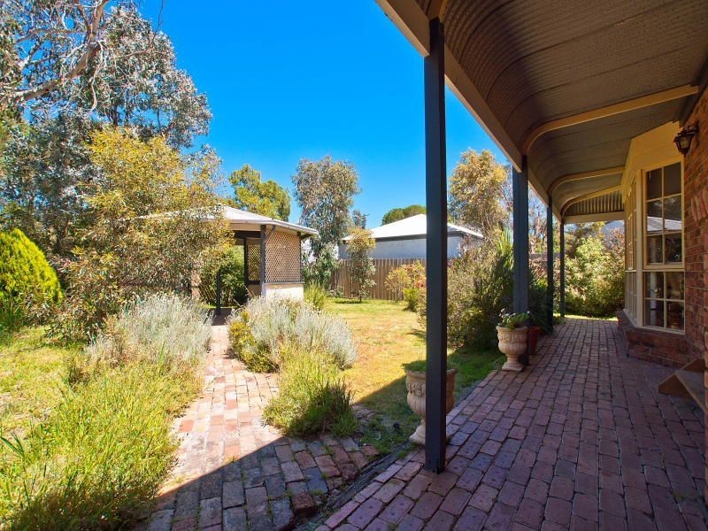 13 Bartlett Street, Frankston South VIC 3199