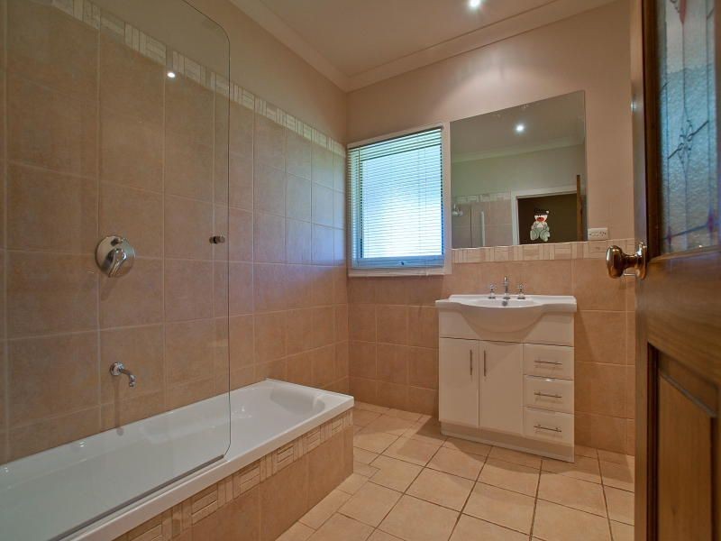 13 Bartlett Street, Frankston South VIC 3199