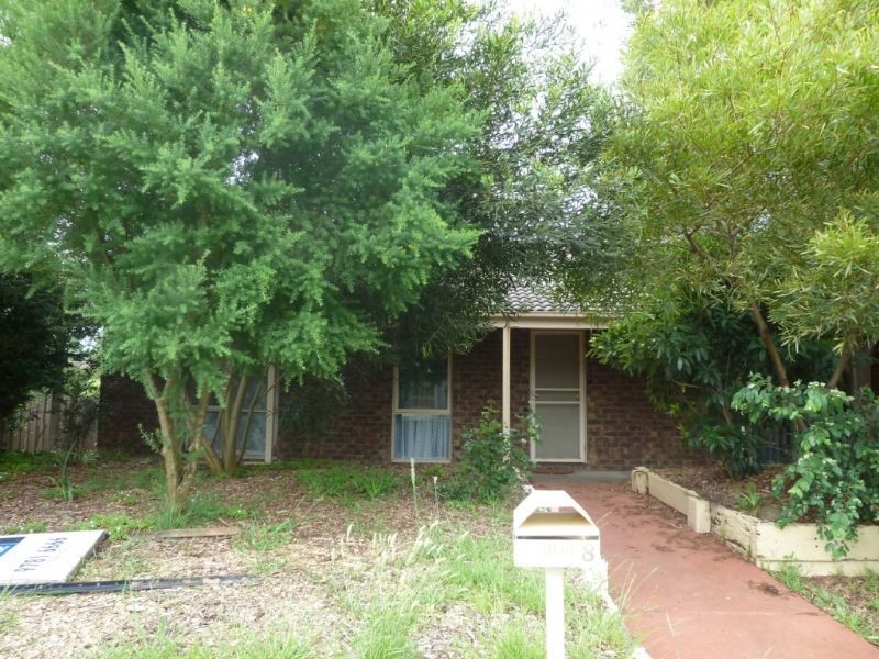 8 Kenmore Court, Frankston VIC 3199