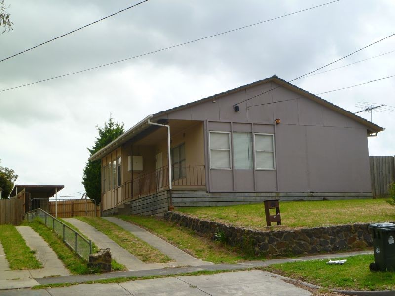 57 Forest Drive, Frankston North VIC 3200