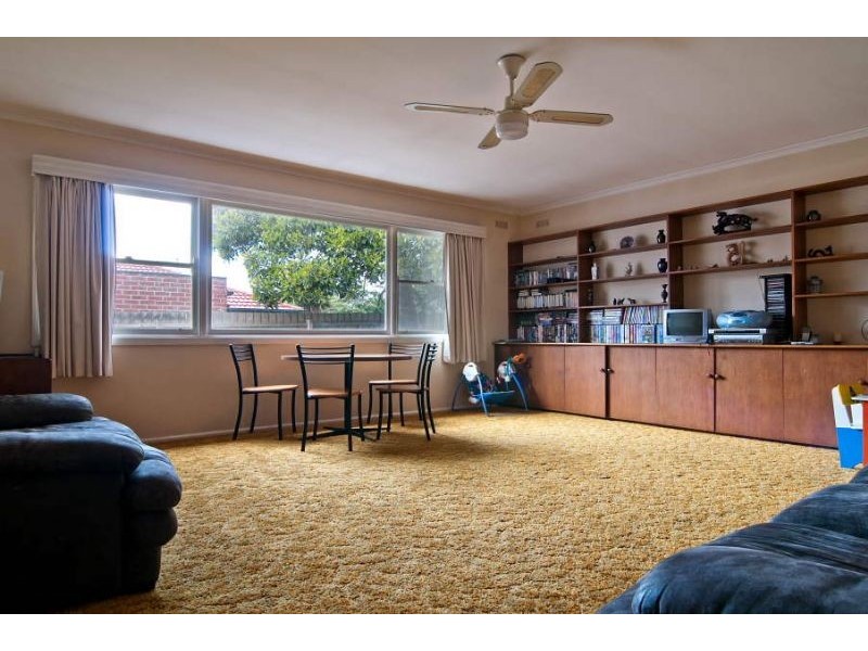 24 DELL RD., Frankston VIC 3199
