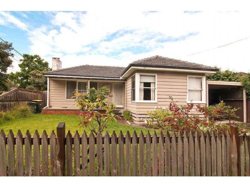 24 DELL RD., Frankston VIC 3199