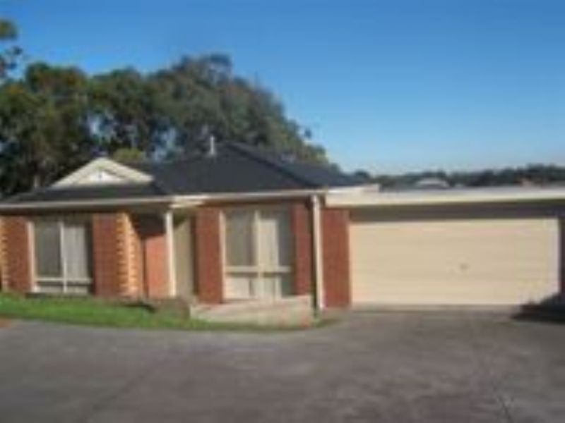 4/60 Sunnyvale Drive, Langwarrin VIC 3910
