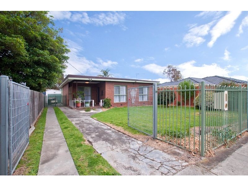 5 Lorna Street, Seaford VIC 3198
