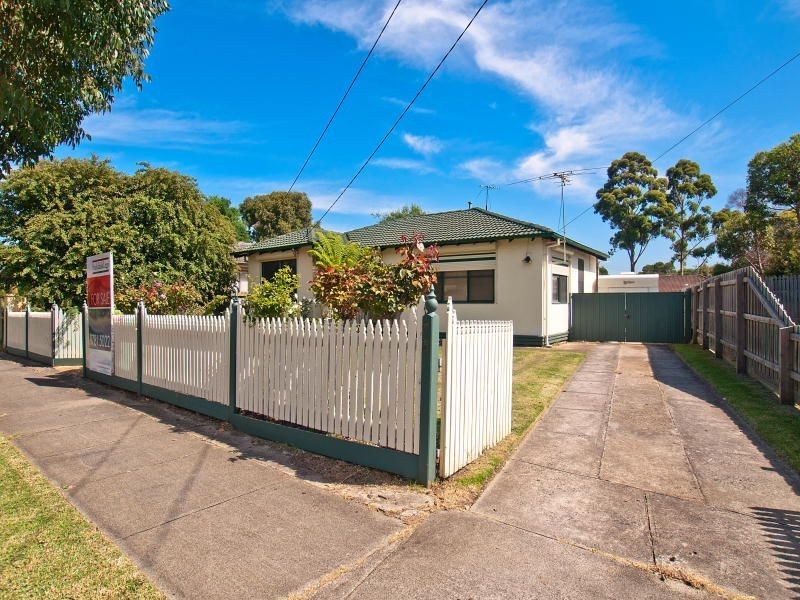73 Rosemary Crescent, Frankston North VIC 3200