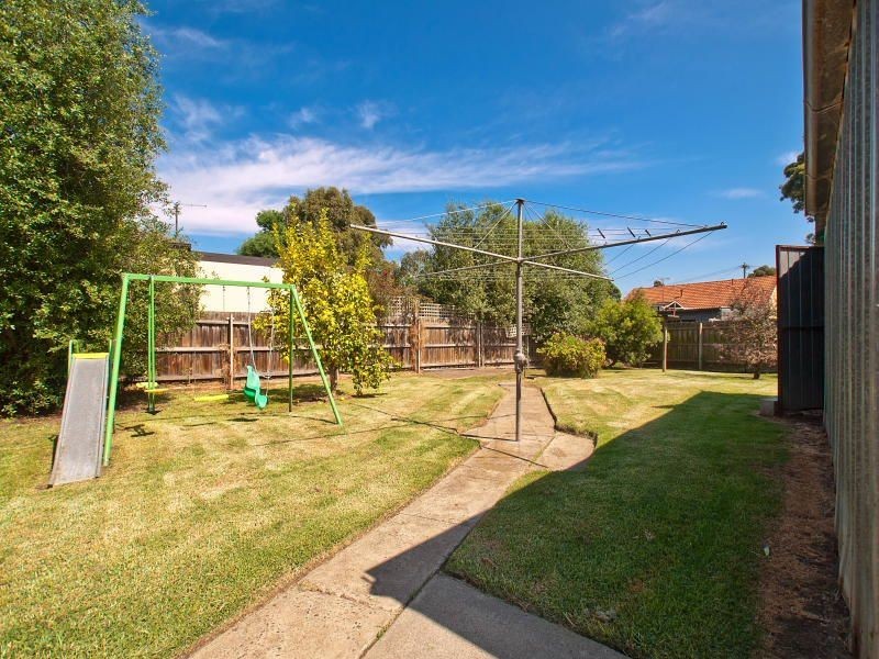 73 Rosemary Crescent, Frankston North VIC 3200
