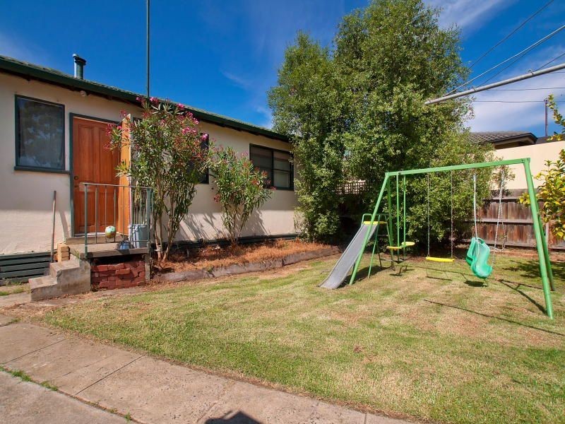 73 Rosemary Crescent, Frankston North VIC 3200