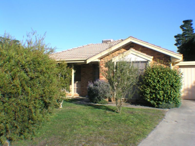 1/10 Lemnian Court, Langwarrin VIC 3910