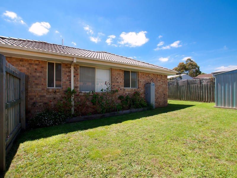 4 Elpara Place, Skye VIC 3977