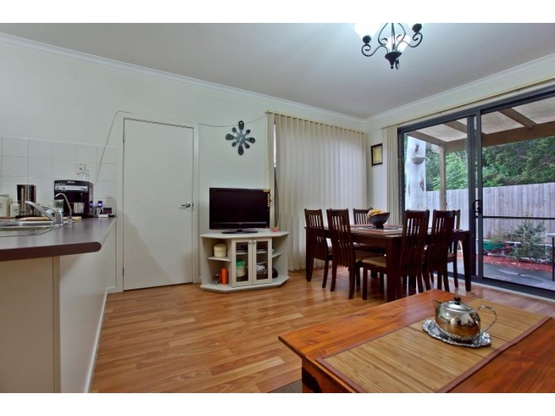 2/102 Hillcrest Road, Frankston VIC 3199