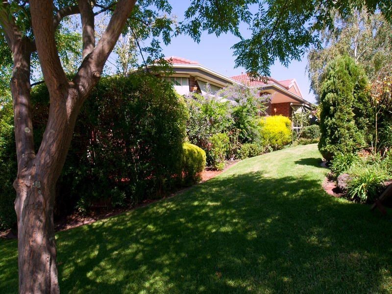 29 Manor Drive, Frankston VIC 3199