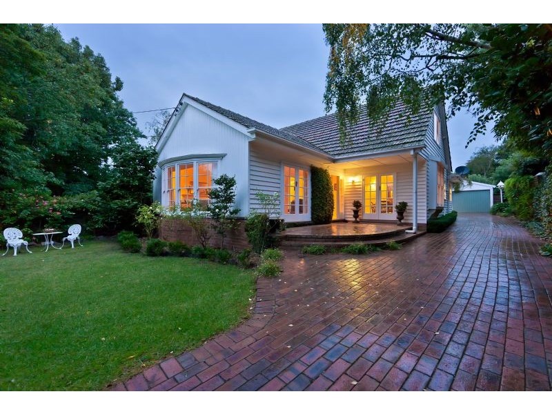 12 Grange Road, Frankston South VIC 3199