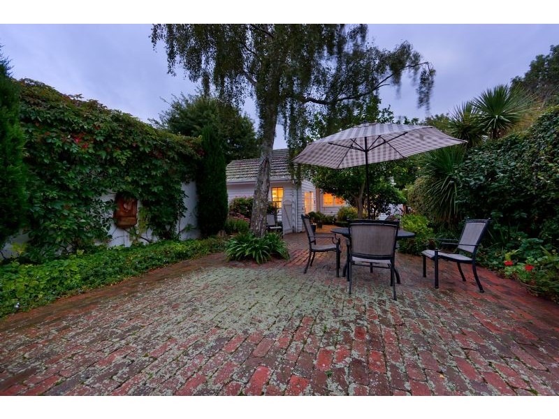 12 Grange Road, Frankston South VIC 3199