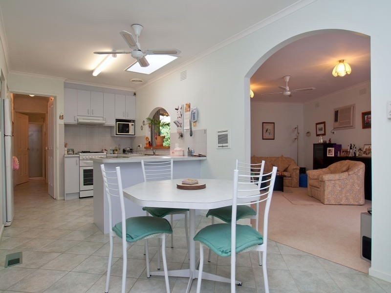 8 Grevillia Court, Frankston VIC 3199