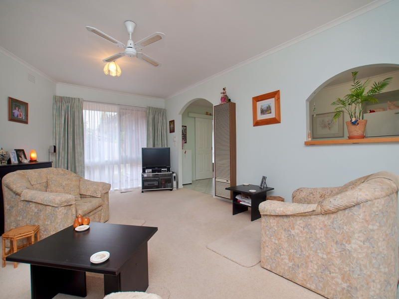 8 Grevillia Court, Frankston VIC 3199