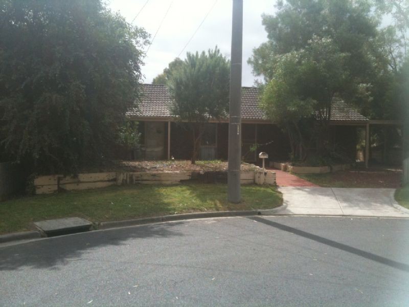 8 Kenmore Court, Frankston VIC 3199