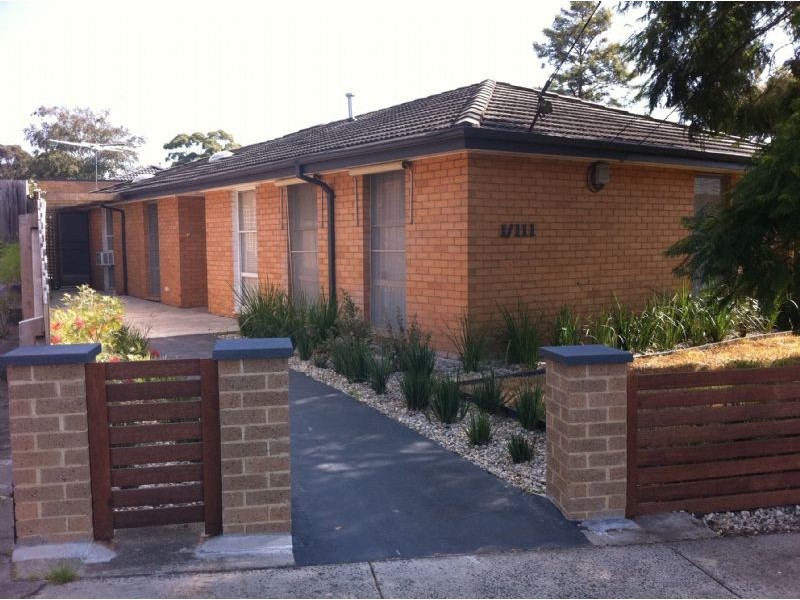 1/111 Rosemary Crescent, Frankston North VIC 3200