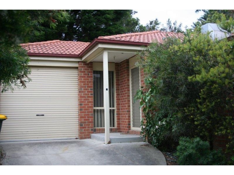 2/9 Quarry Road, Langwarrin VIC 3910