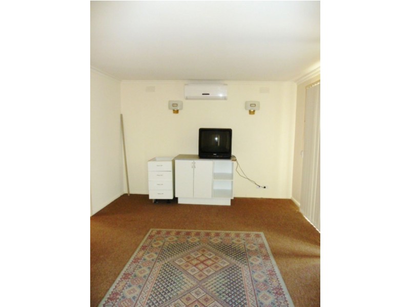 2 Tulum Court, Frankston VIC 3199