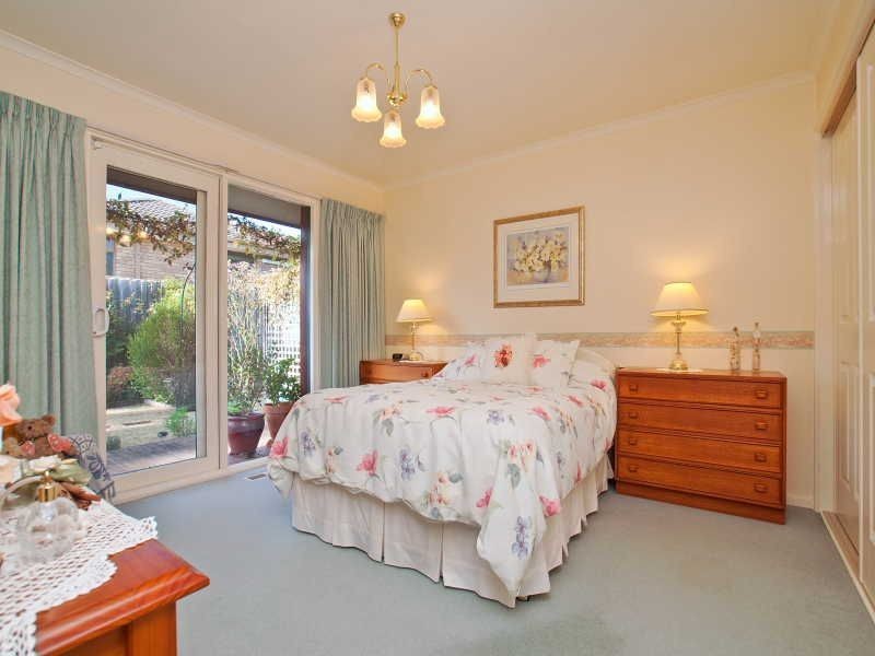18 McMurtry Way, Frankston VIC 3199