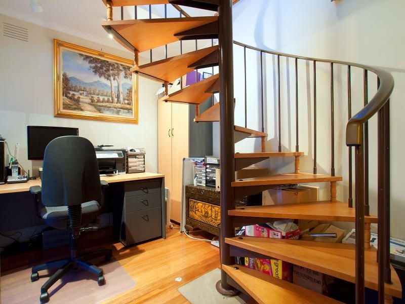 8 Pembroke Avenue, Frankston VIC 3199