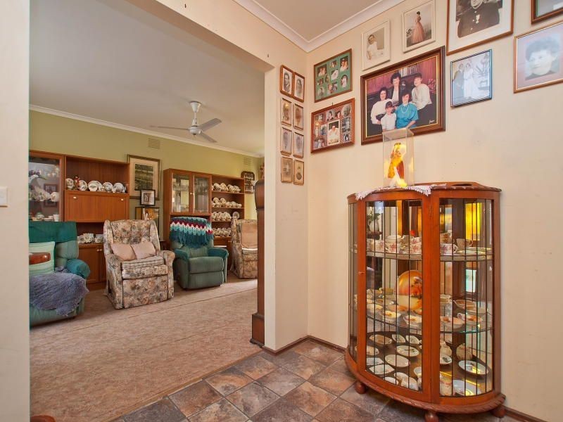 2 Acton Close, Frankston VIC 3199