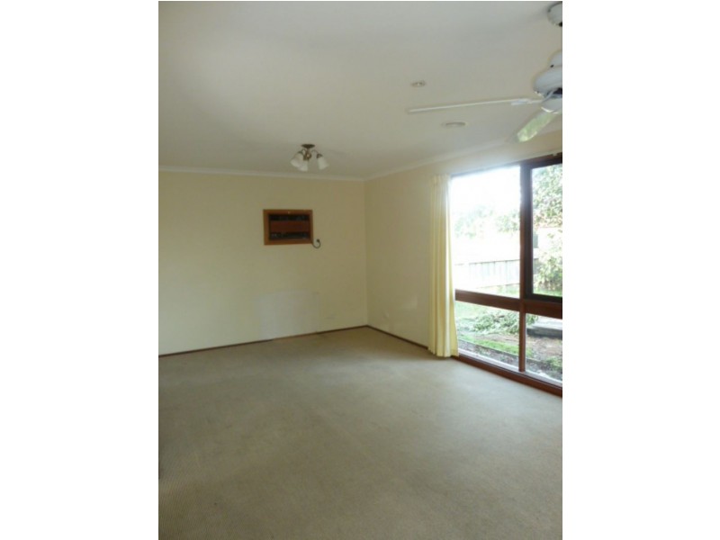 8 Oakden Street, Pearcedale VIC 3912