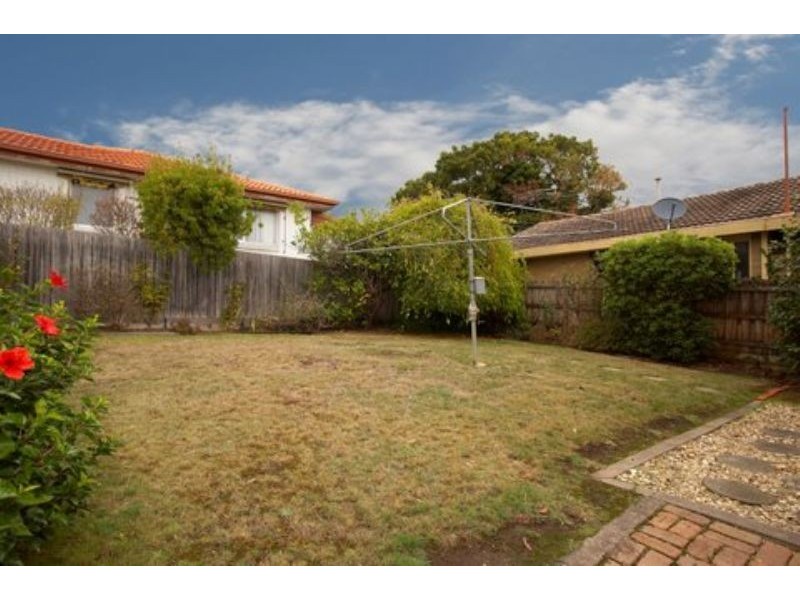 30 Wolsley Avenue, Frankston VIC 3199