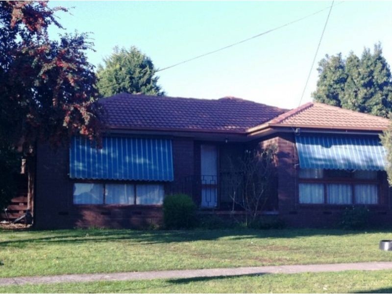 165 Karingal Drive, Frankston VIC 3199