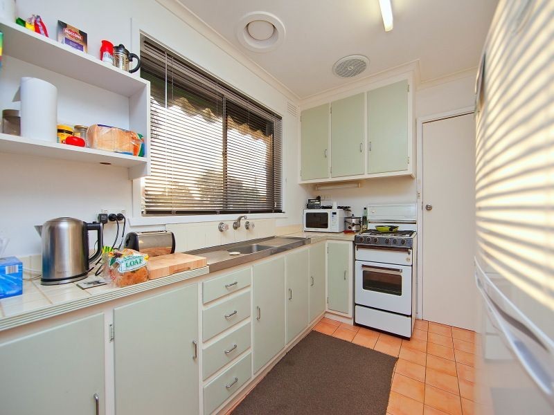 1/4 Lewis Street, Frankston VIC 3199