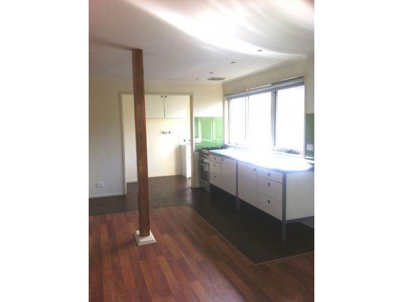 74 Raphael Crescent, Frankston VIC 3199