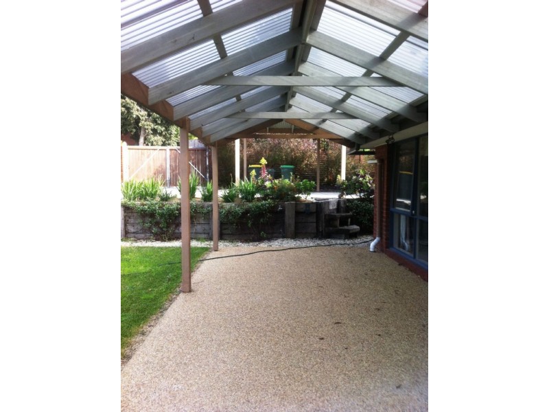 74 Raphael Crescent, Frankston VIC 3199