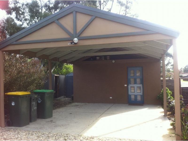 74 Raphael Crescent, Frankston VIC 3199