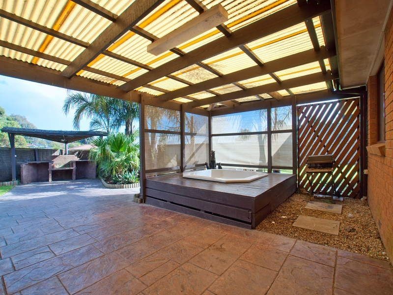 1 Francesca Court, Frankston VIC 3199