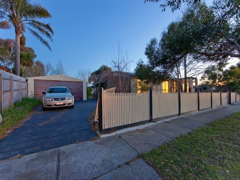 2 Juliana Drive, Carrum Downs VIC 3201