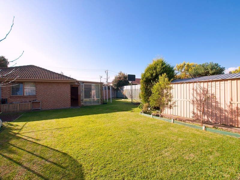 12 Pardalote Ave, Carrum Downs VIC 3201