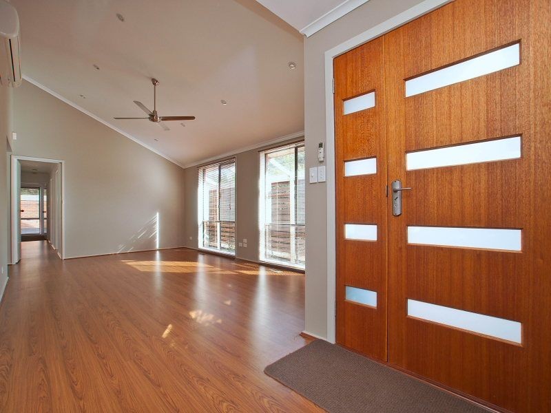 28 Thornbill Drive, Carrum Downs VIC 3201
