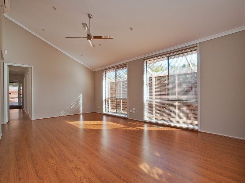 28 Thornbill Drive, Carrum Downs VIC 3201